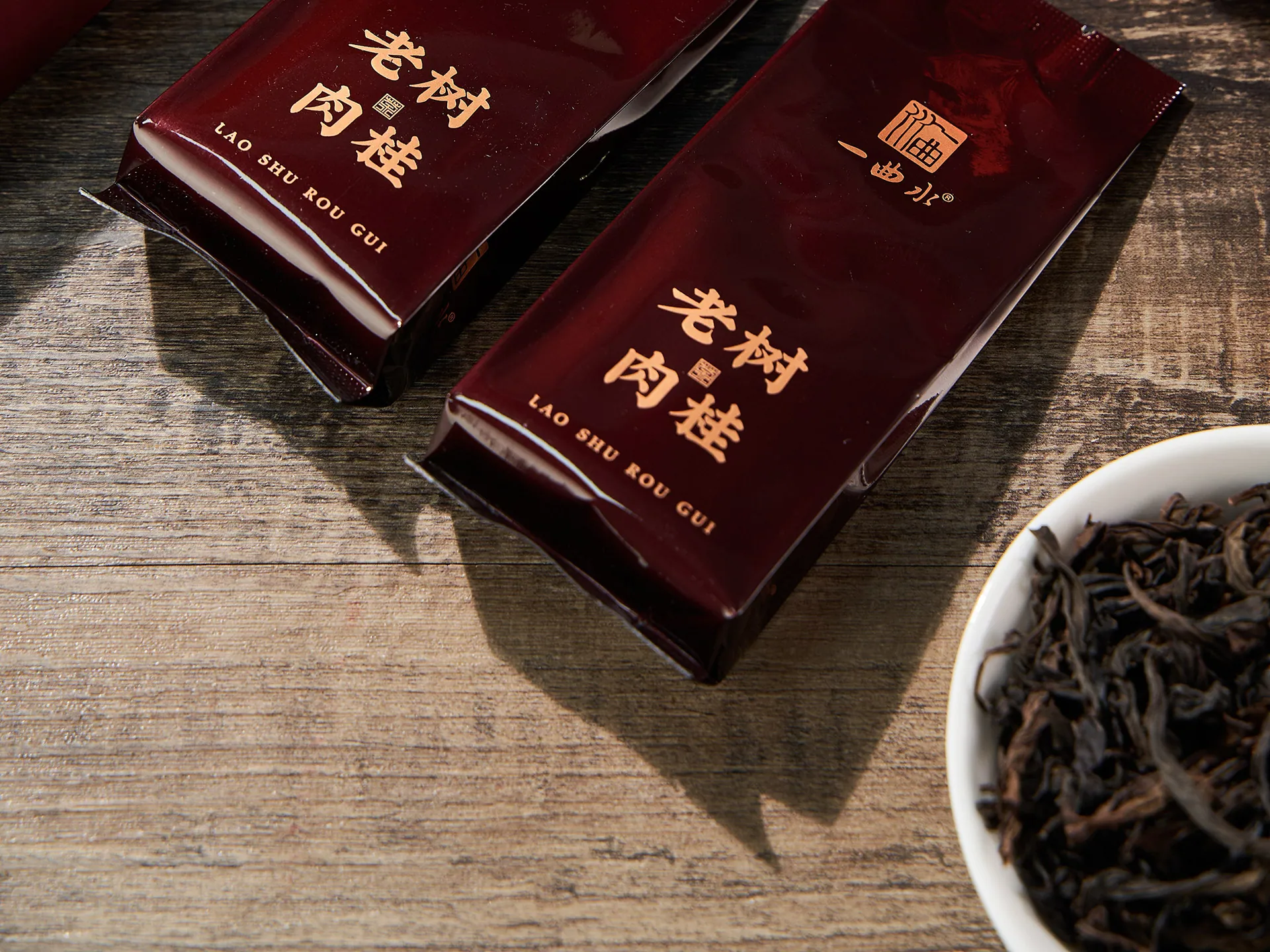 老树肉桂 · 干茶近景