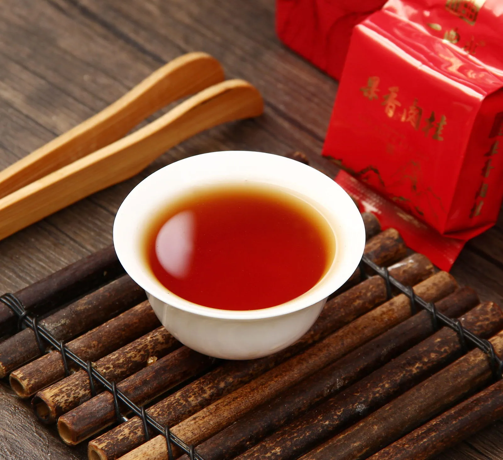 花香水仙 · 一杯橙黄茶汤